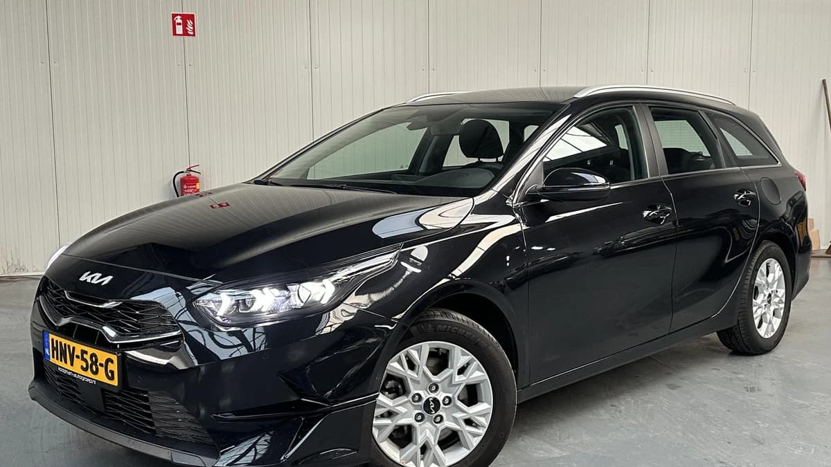 Kia Ceed-sportswagon — foto 1