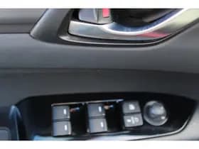 Toyota Yaris thumbnail 39