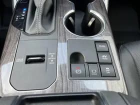 Toyota Highlander thumbnail 43