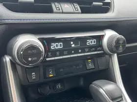 Toyota Rav4 thumbnail 86