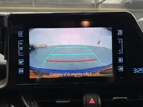 Toyota C-hr thumbnail 14