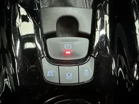 Toyota C-hr thumbnail 17