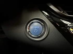 Toyota C-hr thumbnail 40