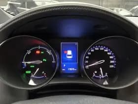 Toyota C-hr thumbnail 5