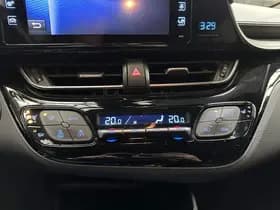 Toyota C-hr thumbnail 44