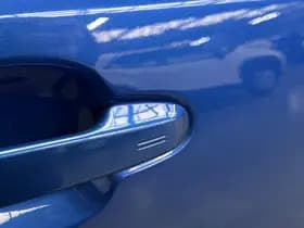 Toyota C-hr thumbnail 56