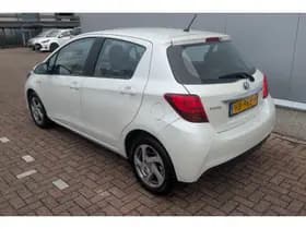 Toyota Yaris thumbnail 3