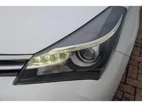 Toyota Yaris thumbnail 34