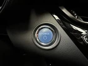 Toyota C-hr thumbnail 44