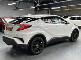 Toyota C-hr thumbnail 56