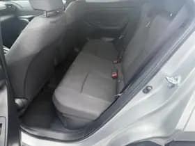 Toyota Yaris-cross thumbnail 11