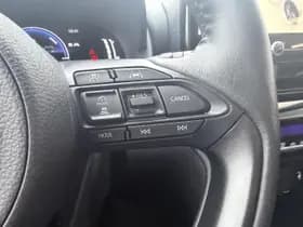 Toyota Yaris-cross thumbnail 25