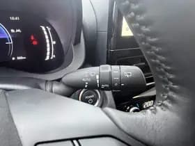 Toyota Yaris-cross thumbnail 60