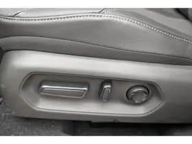 Toyota Urban-cruiser thumbnail 23