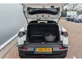 Toyota Urban-cruiser thumbnail 5