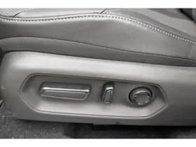 Toyota Urban-cruiser thumbnail 64