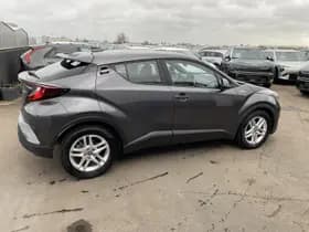 Toyota C-hr thumbnail 12