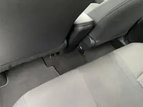 Toyota C-hr thumbnail 44