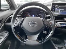 Toyota C-hr thumbnail 73