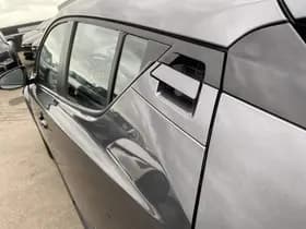 Toyota C-hr thumbnail 90