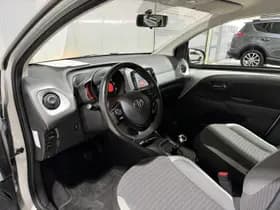 Toyota Aygo thumbnail 9
