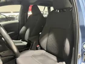 Toyota Corolla-touring-sports thumbnail 3