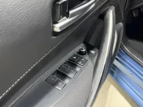 Toyota Corolla-touring-sports thumbnail 28