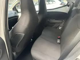 Toyota Aygo thumbnail 12