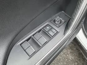 Toyota Rav4 thumbnail 17