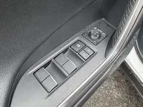 Toyota Rav4 thumbnail 44