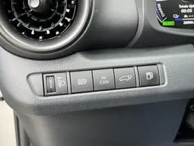 Toyota C-hr thumbnail 22