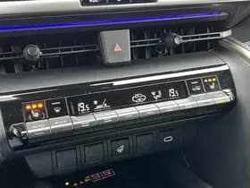 Toyota C-hr thumbnail 46