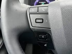 Toyota C-hr thumbnail 60