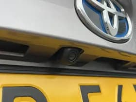 Toyota C-hr thumbnail 18