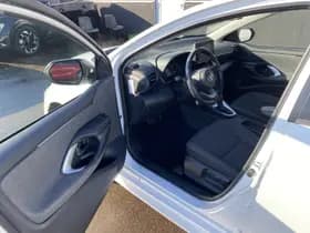 Toyota Yaris thumbnail 17