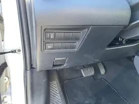 Toyota Yaris thumbnail 68