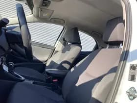 Toyota Yaris thumbnail 71