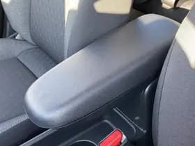 Toyota Yaris thumbnail 86