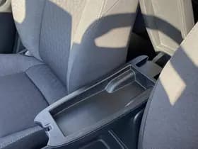 Toyota Yaris thumbnail 87