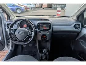 Toyota Aygo thumbnail 16