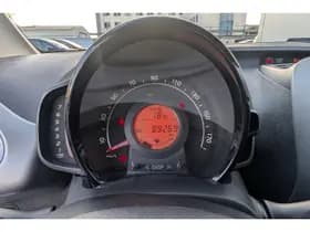Toyota Aygo thumbnail 23
