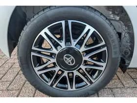 Toyota Aygo thumbnail 37