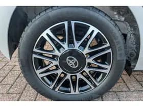 Toyota Aygo thumbnail 7