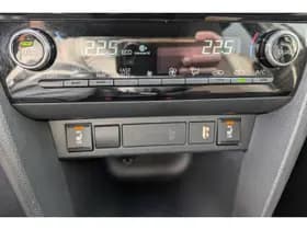 Toyota Yaris-cross thumbnail 22