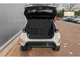 Toyota Yaris-cross thumbnail 5