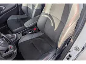 Toyota Yaris-cross thumbnail 53