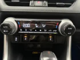 Toyota Rav4 thumbnail 17