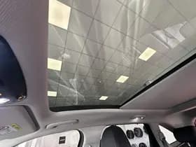 Kia Sorento thumbnail 58