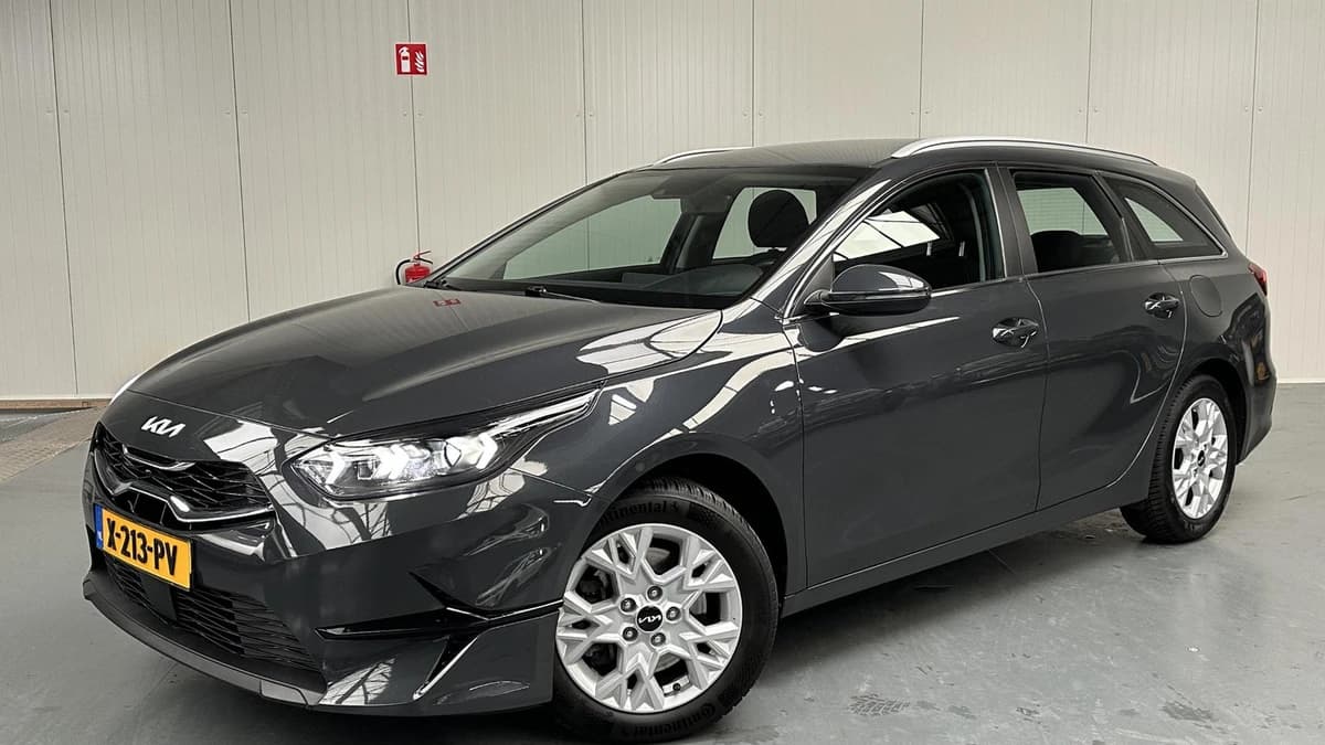 Kia Ceed-sportswagon — foto 1