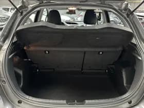 Toyota Yaris thumbnail 16